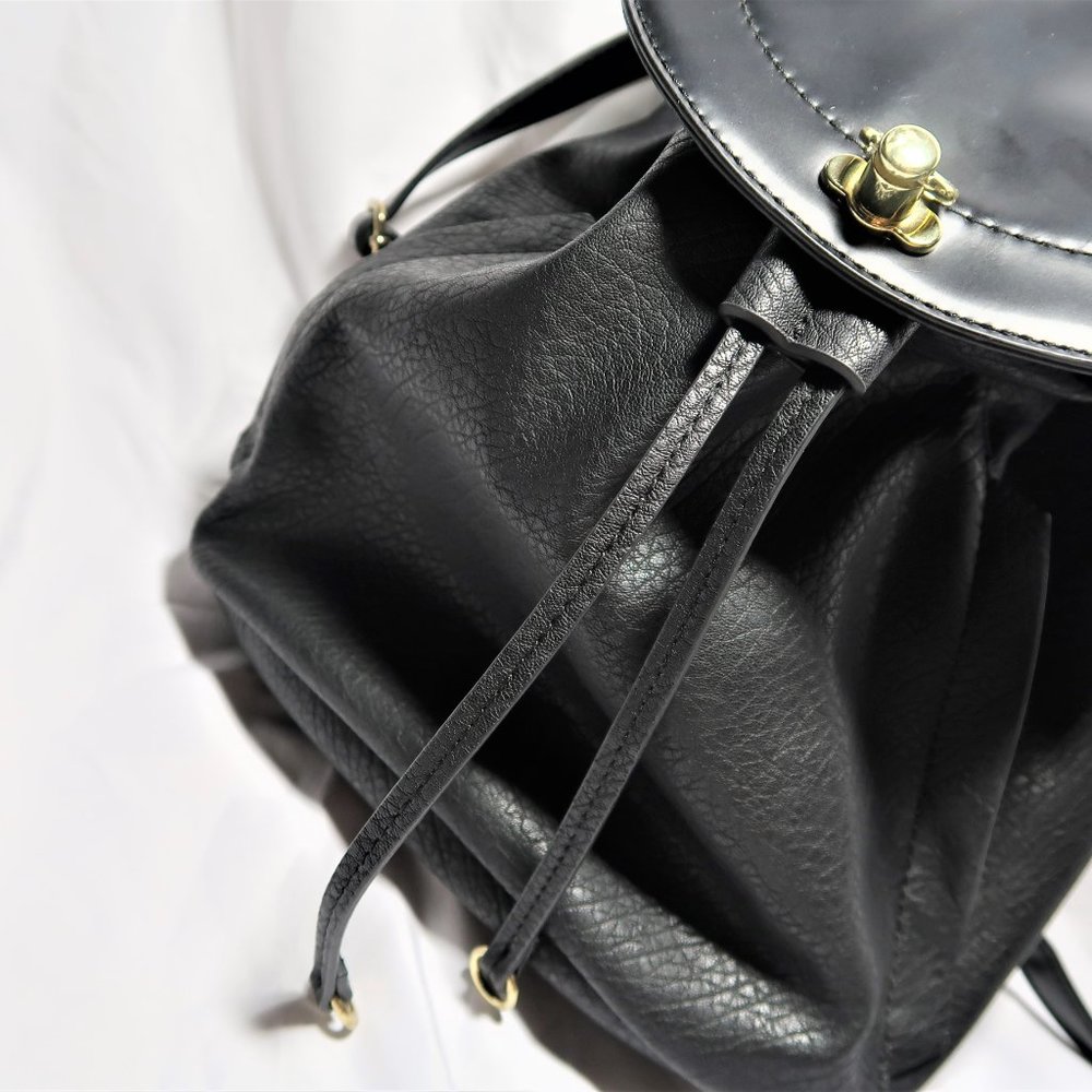 Danielle Nicole Black Backpack - image 4